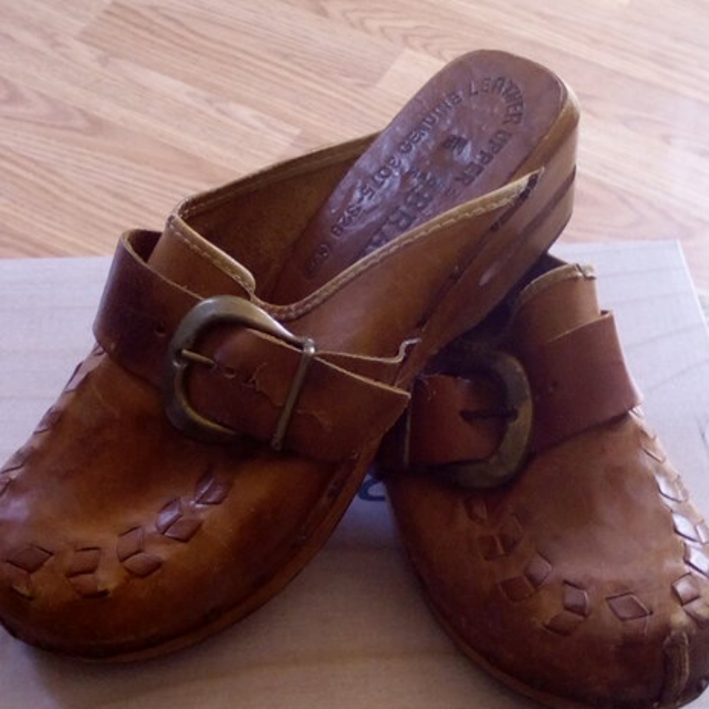 Brazilian clogs
